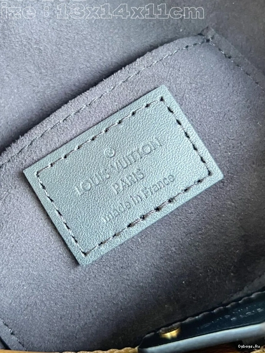 Case-13*14*11.5CM VUITTON Just In LOUIS 0210